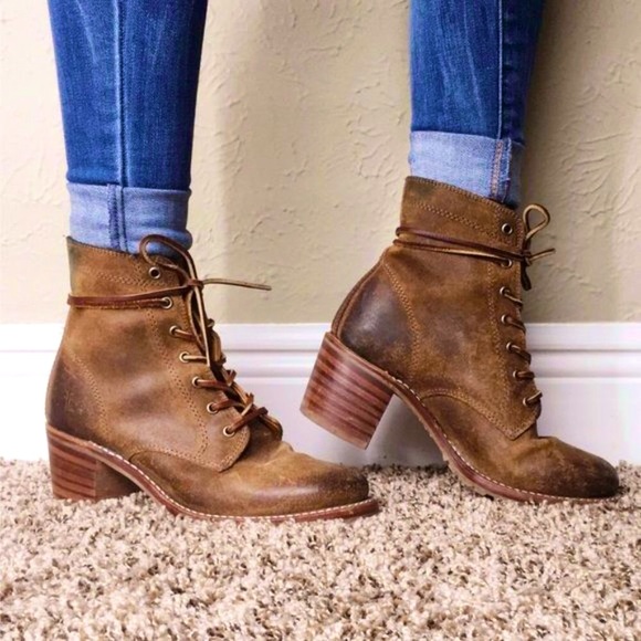 Frye Shoes - Frye Sabrina 6G Tan Suede/Leather Lace Up Wood Heeled Combat Moto Ankle Booties
